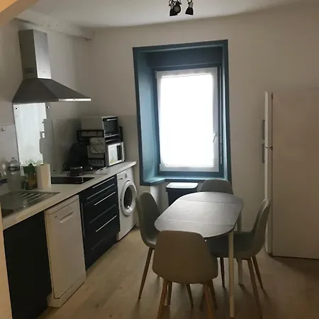 Joli Appartement Calme A Binic Dans Rue Pietonne Exterior photo